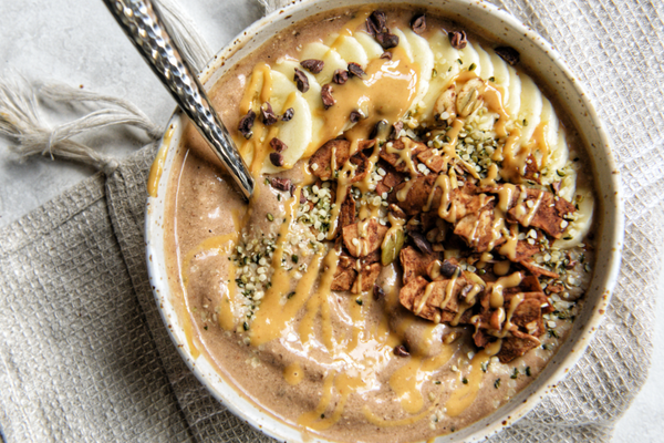 Banana Smoothie Bowl with Chocolate Granola – Rawcology Inc