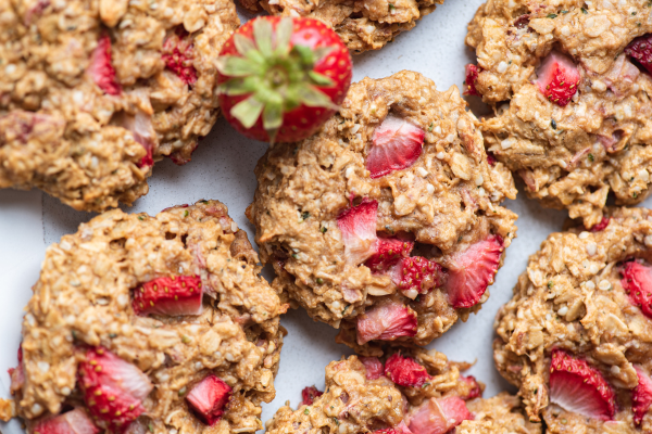 Strawberry Breakfast Cookies – Rawcology Inc